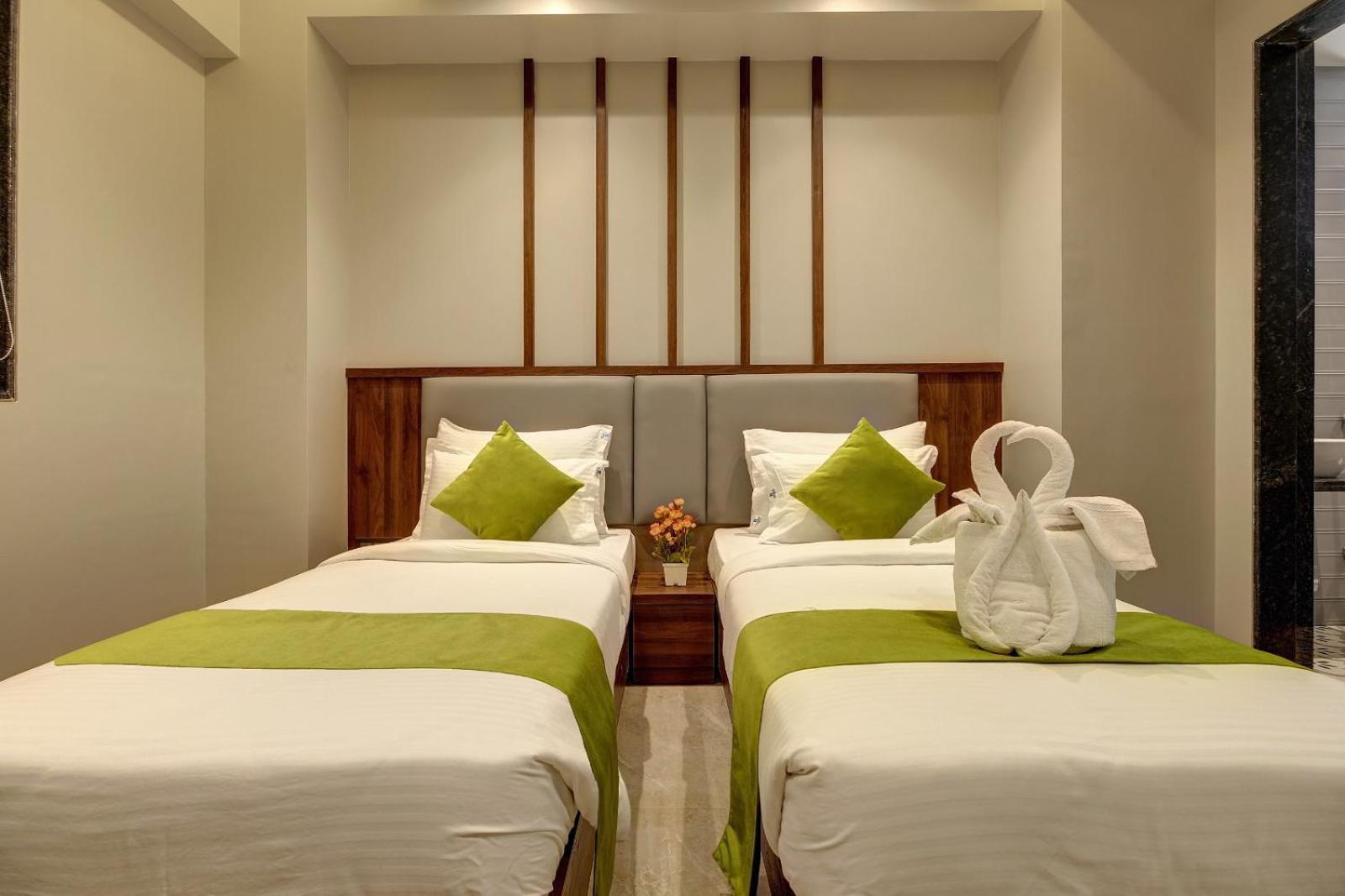 Magnus Fortune House Business Hotel , Magarpatta Mundhwa Exterior photo